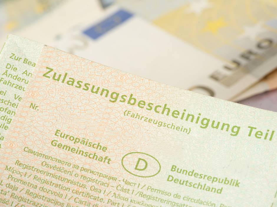 Zulassungszahlen stagnieren trotz breiterem Fahrzeugangebot Zulassungszahlen stagnieren trotz breiterem Fahrzeugangebot