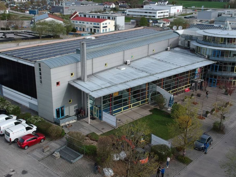 Cineplex Vilsbiburg Wärmepumpe PV Wolff