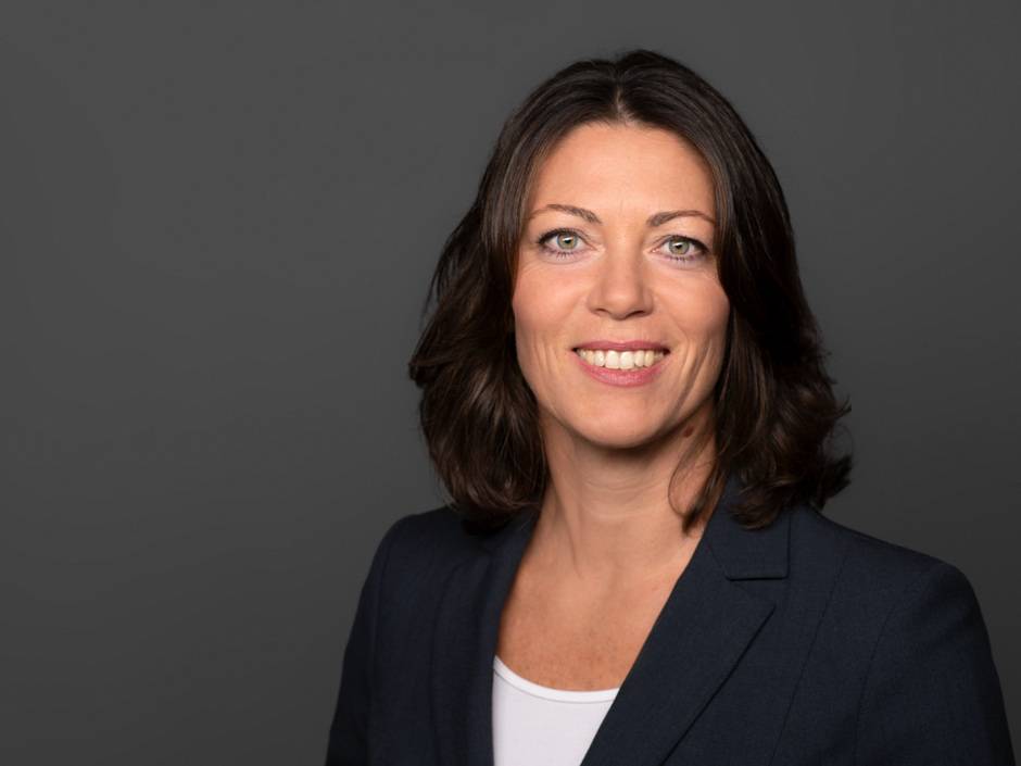 Martina Schmitt, Dena