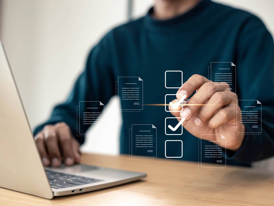 Gehalts-Umfrage von haustec.de: Wie tickt die Gebäudetechnik 2025? Gehalts-Umfrage von haustec.de: Wie tickt die Gebäudetechnik 2025?