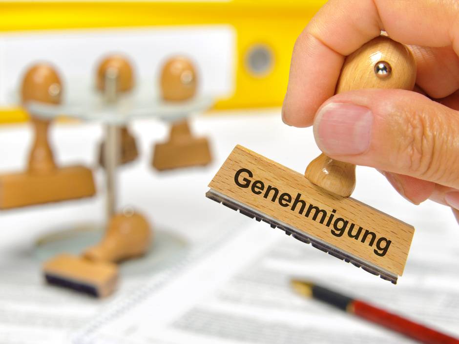 Bundesregierung: Schnellere Genehmigungsverfahren für erneuerbare Energien Bundesregierung: Schnellere Genehmigungsverfahren für erneuerbare Energien