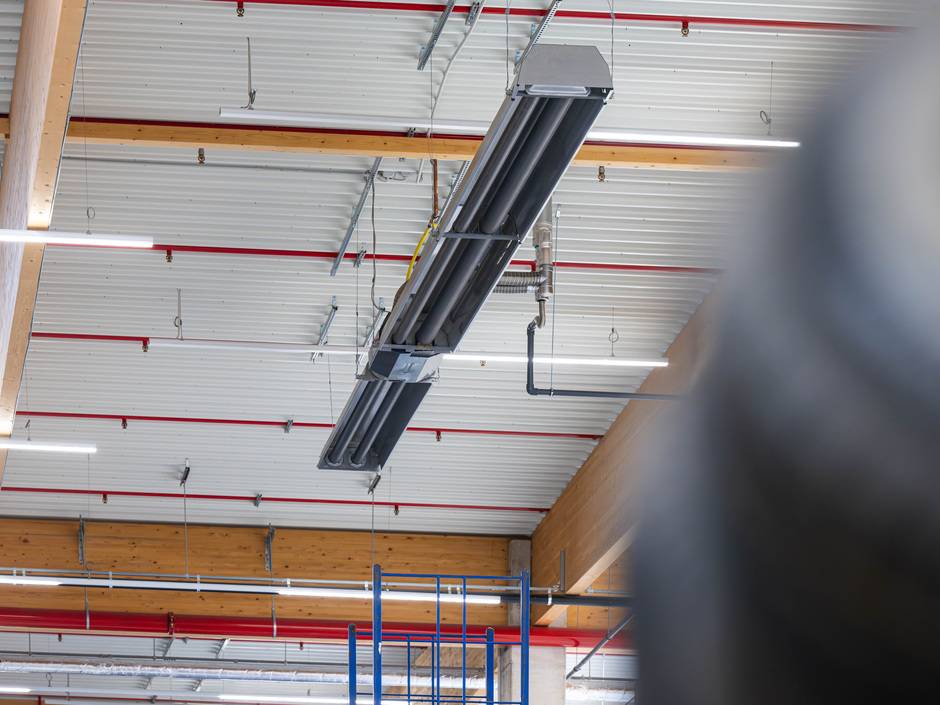 Heute Erdgas – morgen 100% Wasserstoff, das sind die Stärken des innovativen geniumSchwank Infrarotstrahlers. Das Schwank Förderprogramm subventioniert die Beschaffung der Geräte mit 30%.