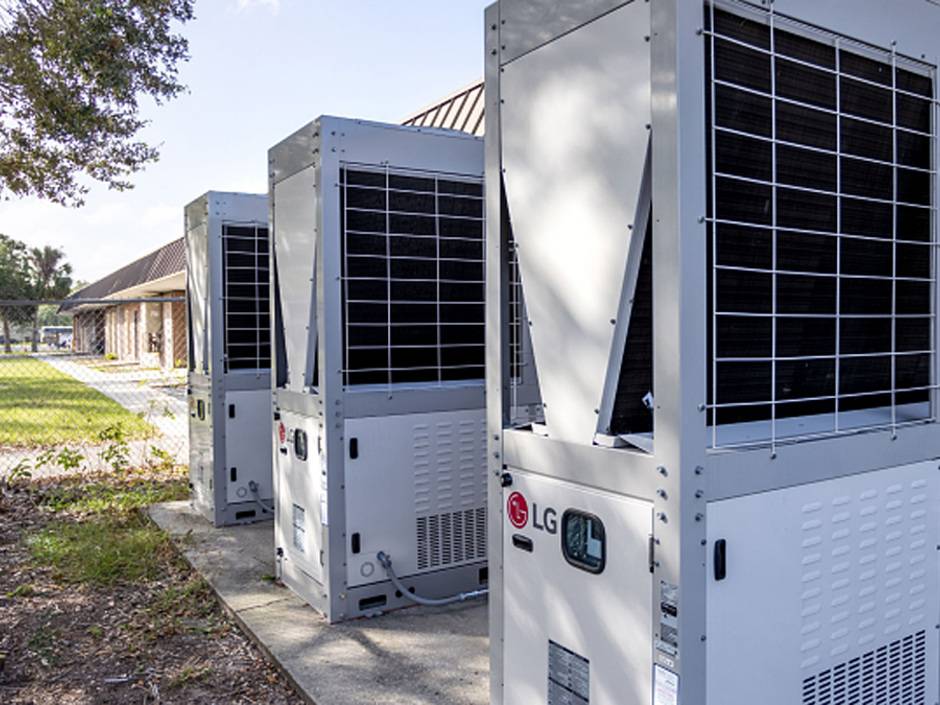 LG Chiller