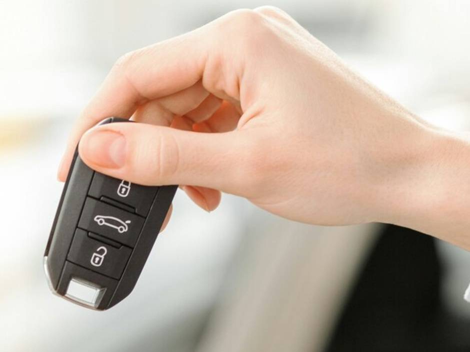 Gebrauchte Elektroautos: TÜV gibt Tipps für den sicheren Kauf Gebrauchte Elektroautos: TÜV gibt Tipps für den sicheren Kauf