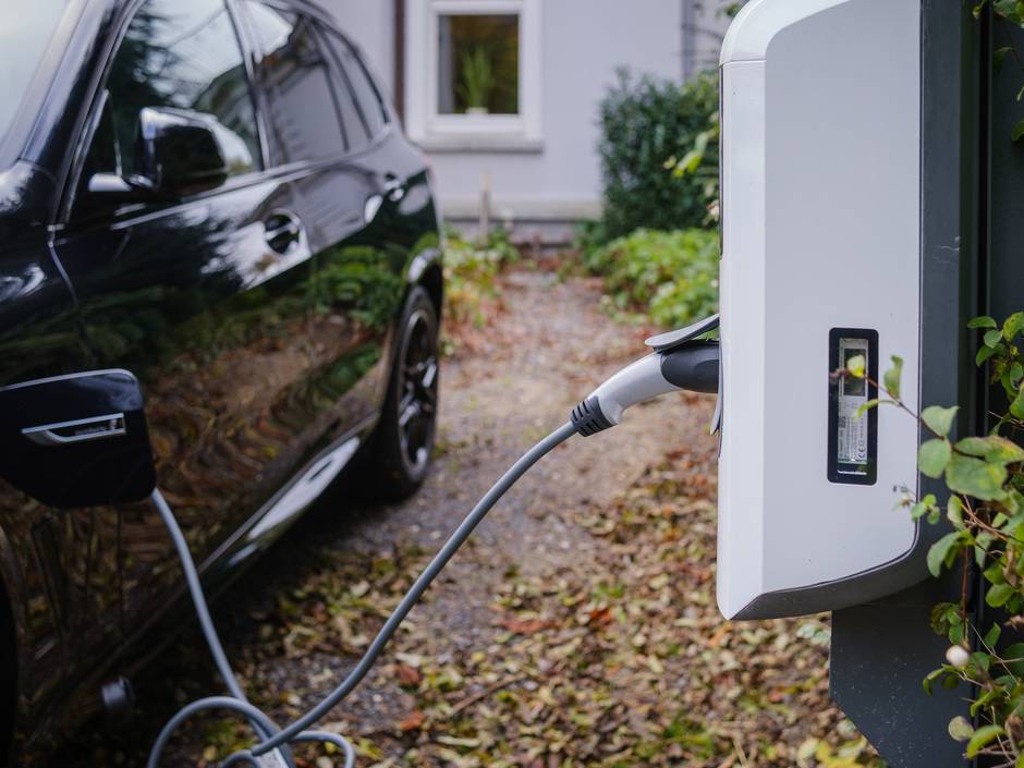 Studie: Ladeinfrastruktur für E-Autos in Mehrparteienhäusern möglich? Studie: Ladeinfrastruktur für E-Autos in Mehrparteienhäusern möglich?