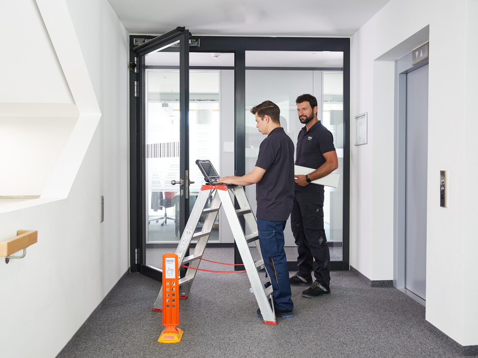 Schnittstellen erkennen, Stolpersteine vermeiden: Wie Fachplaner die Türplanung rechtssicher machen