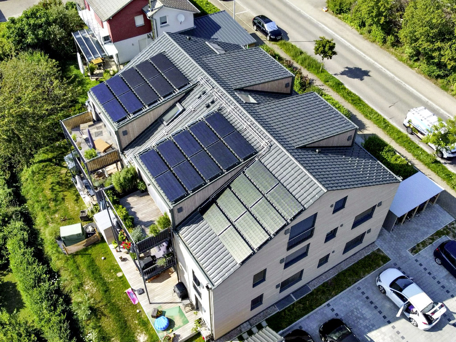 PVT unterstützt ­Wärmepumpen im Bestand