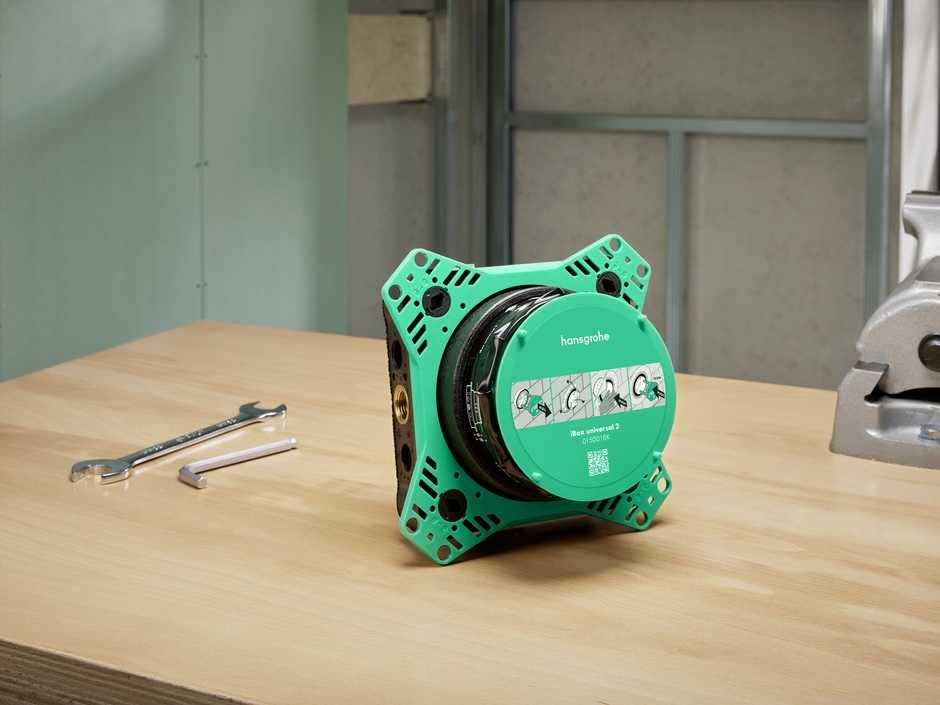 Hansgrohe erweitert iBox universal 2 mit linienspezifischen Fertigsets Hansgrohe erweitert iBox universal 2 mit linienspezifischen Fertigsets
