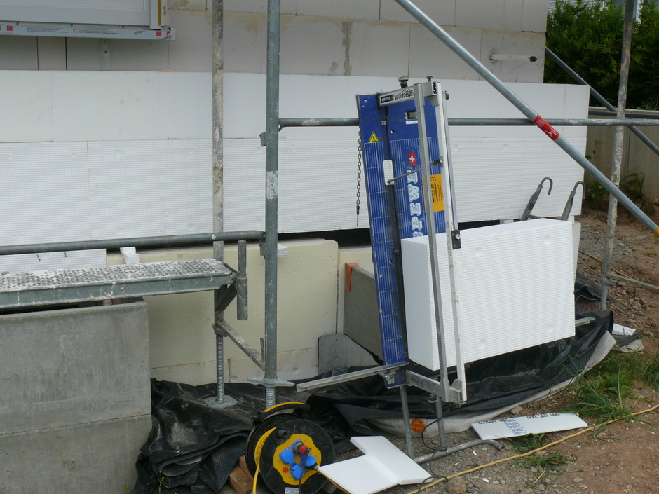 Verlässliche Entsorgungswege für HBCD-haltige Dämmstoffabfälle Verlässliche Entsorgungswege für HBCD-haltige Dämmstoffabfälle