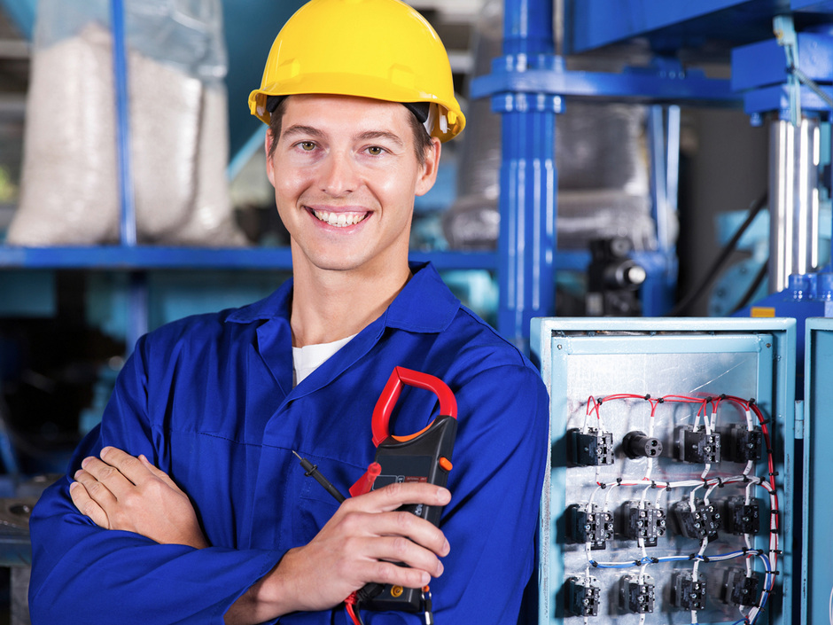 Mitarbeiter finden und binden: 7 Erfolgsfaktoren für die Praxis Mitarbeiter finden und binden: 7 Erfolgsfaktoren für die Praxis