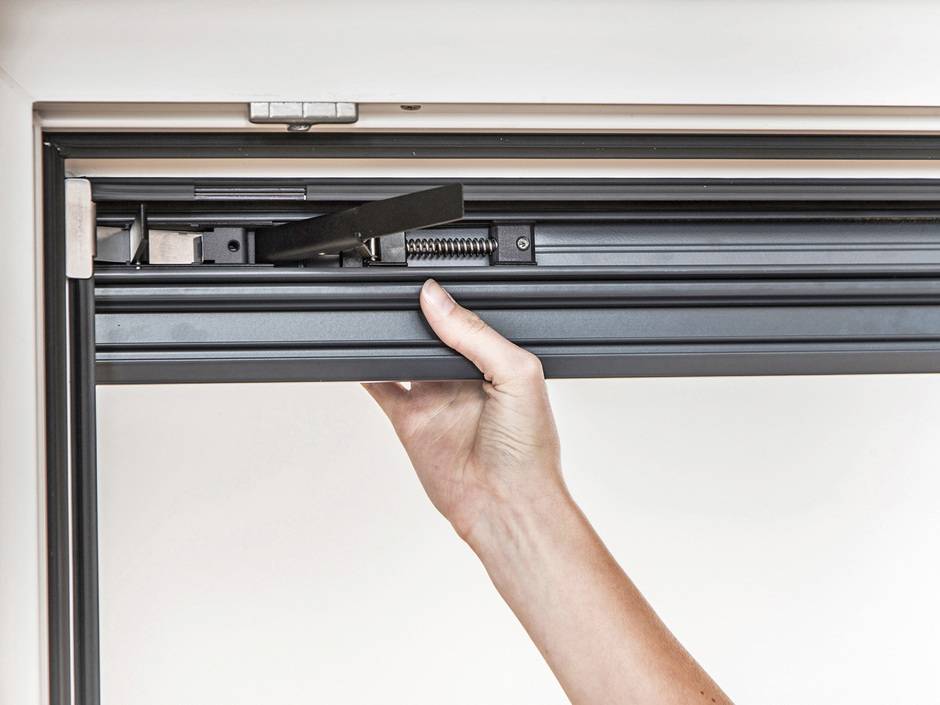 Außenrollo hält ohne Schrauben Außenrollo hält ohne Schrauben