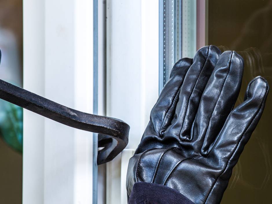 Wie Montagefehler bei Fenstern Einbrechern die Arbeit erleichtern