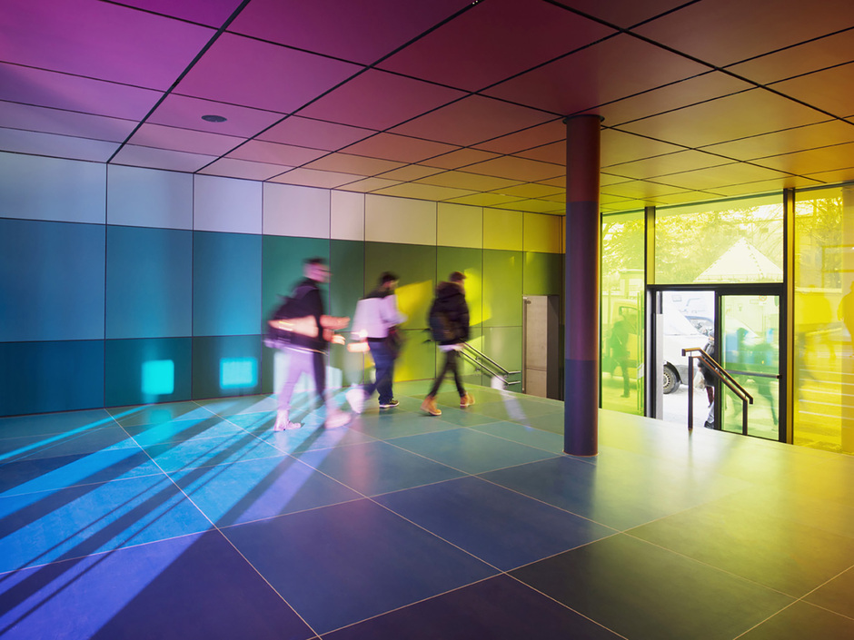 Designglas: Willkommen in der Farbdusche Designglas: Willkommen in der Farbdusche