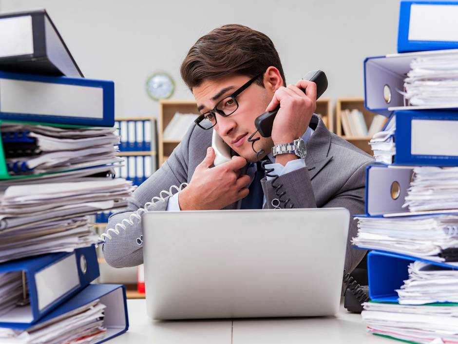 10 Fehler im Kundengespräch (und wie Sie sie vermeiden) 10 Fehler im Kundengespräch (und wie Sie sie vermeiden)