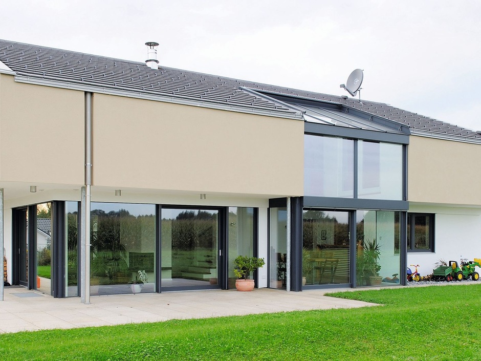 Ausgeklügelte Laufwagentechnik für Hebe-Schiebetüren Ausgeklügelte Laufwagentechnik für Hebe-Schiebetüren