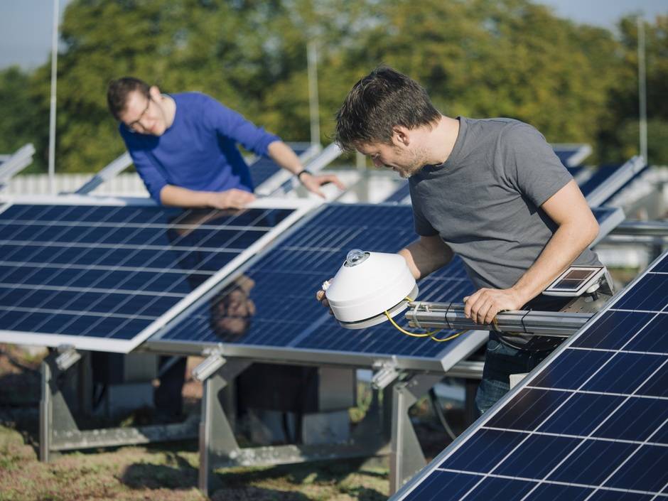 Solaranlagen: Fehlerhaft verlegte oder falsche Kabel häufigster Mangel