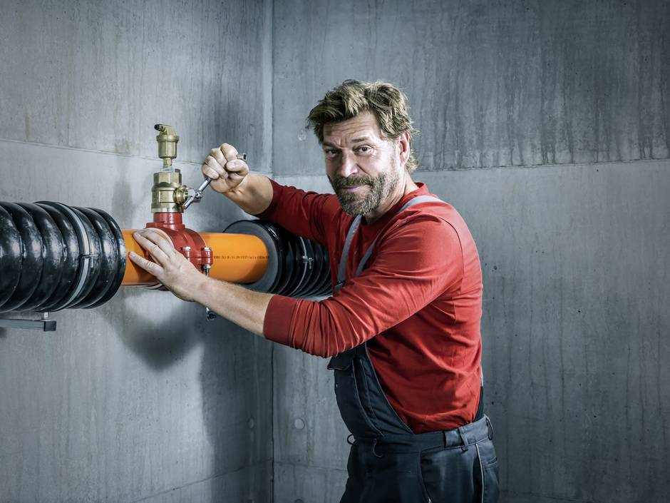 Nahwärme: Anbohrarmatur Rehau Nexus für PE-Xa Heizungsrohre Nahwärme: Anbohrarmatur Rehau Nexus für PE-Xa Heizungsrohre