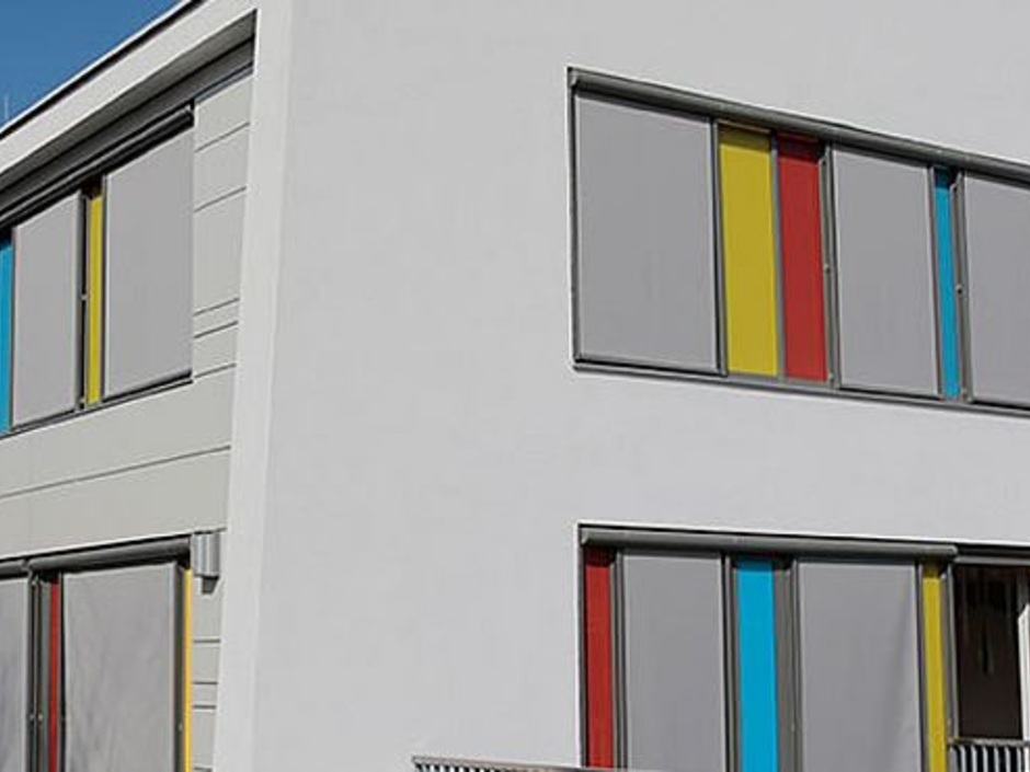 Textiler Sonnenschutz: Stoffe für innen und außen Textiler Sonnenschutz: Stoffe für innen und außen