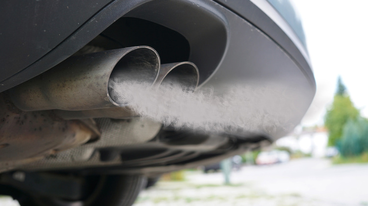 Verbraucherschützer Und Adac Reichen Erste Musterklage Ein Haustec