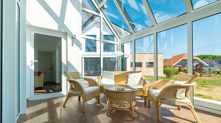 Sind Knackgeräusche in Wintergarten- und Terrassendach ein Mangel