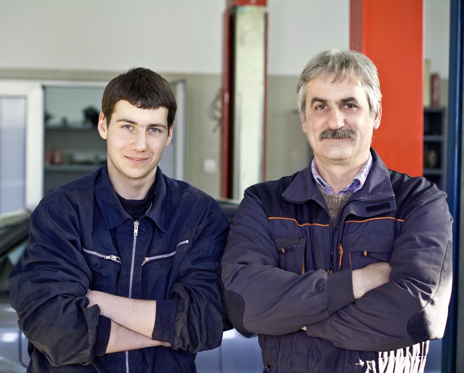 Schritt für Schritt: So klappt der Generationenwechsel im Handwerk ...