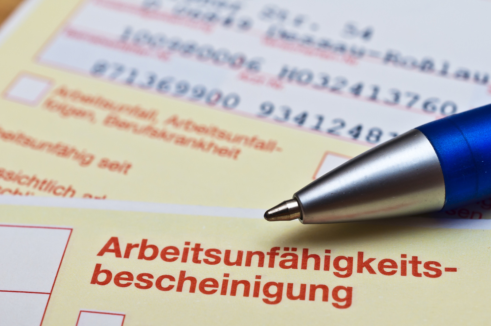 Warum Arbeitgeber eine OnlineAU nicht akzeptieren müssen Haustec