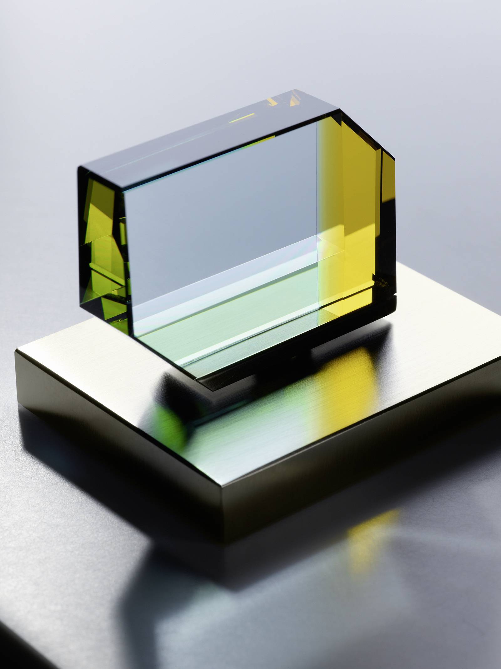 Dornbracht: Armaturenserie CL.1 mit Kristallgriffen | Haustec