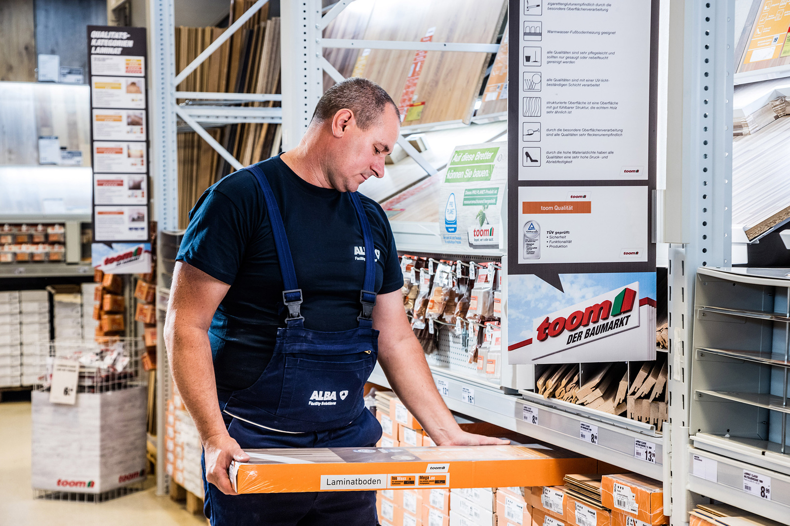 Im Baumarkt buchen toom weitet Handwerkerservice aus Haustec