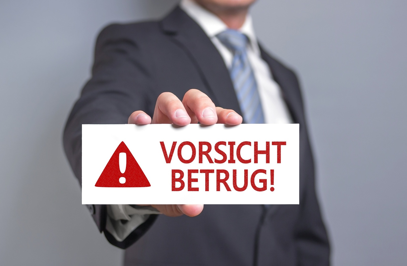 Brennholz und Pellets: Abzocke durch Fake Shops | Haustec