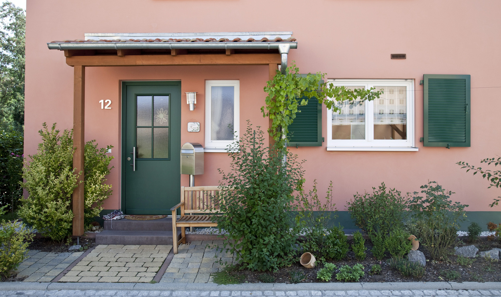 Diese Farben und Oberflächen sind bei Fenster und Türen gefragt Haustec
