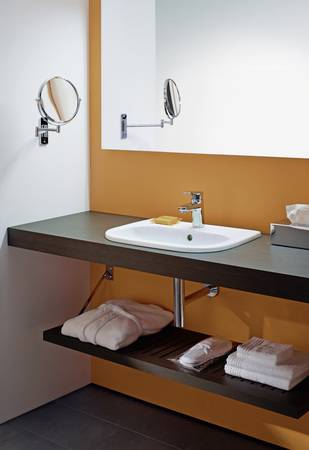 Bild 11: Heiter und Energie spendend präsentiert sich Orange.