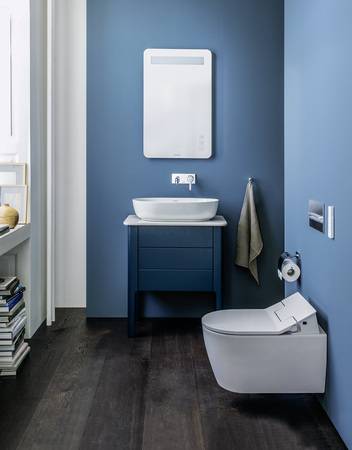 Bild 16: Abtauchen in unendliche Tiefe und Stille der Meere. Dunkles Blau an Wänden und Boden lässt den Raum größer erscheinen.