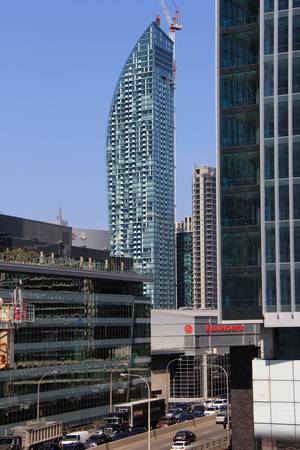 Platz 8: The L Tower, Toronto, Kanada