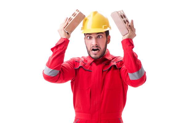 Es empfiehlt sich daher, auch Grundkenntnisse durch regelmäßige Fortbildungsmaßnahmen aufzufrischen.