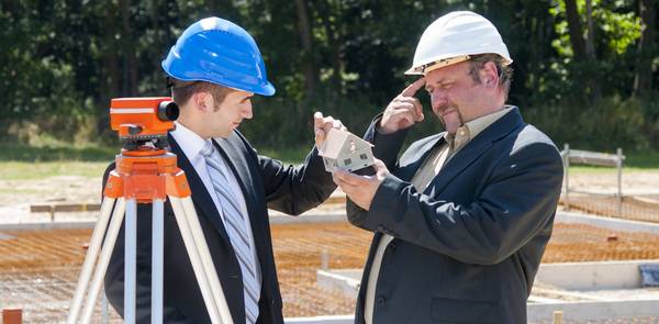 ... wird die Kompetenz des Bauingenieurs oft in Frage gestellt.