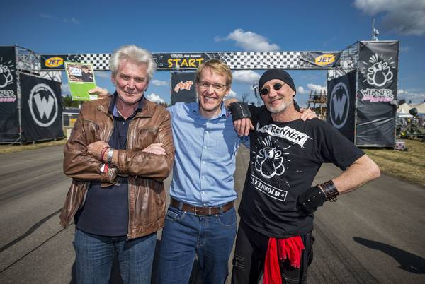 Ministerpräsident Daniel Günther kam extra zum Rennen.