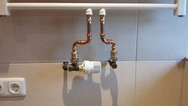 Gelernt ist halt gelernt! Der Urheber dieser Installation ist heute Staatlich anerkannter Meister. Vielen Dank, W. A. Müller!