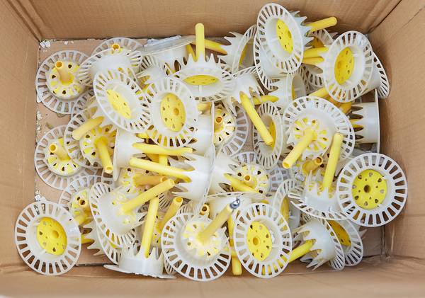 weber.therm circle beantwortet eine wichtige Zukunftsfrage: Was geschieht mit Wärmedämm-Verbundsystemen nach dem Rückbau? Ab sofort können die Komponenten sauber getrennt und wieder in den Wertstoffkreislauf zurückgeführt werden.