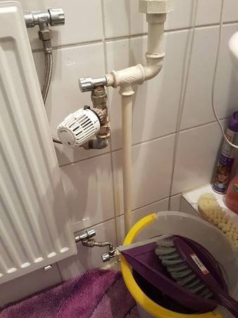 Und hier noch ein Schmankerl für Freunde des Flexschlauchs - herzlichen Dank an To Bi As! Und hier noch ein Schmankerl für Freunde des Flexschlauchs - herzlichen Dank an To Bi As!