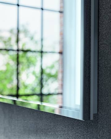 Der Lichtspiegel mit zwei seitlich angeordneten LED-Lichtquellen sorgt für eine schattenfreie Gesichtsausleuchtung.