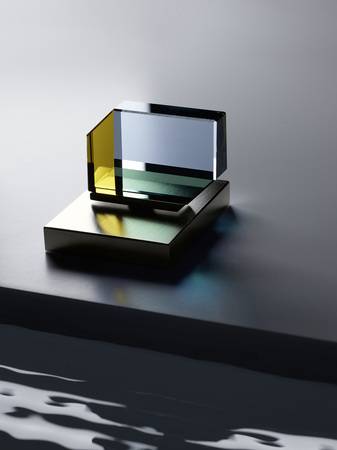 Die transparente Optik setzt neue Maßstäbe in der Oberflächengestaltung und akzentuiert Licht als zusätzliche Gestaltungsebene. 