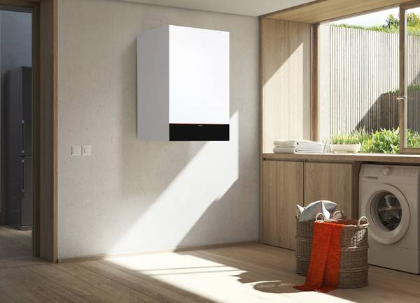 Der Vitodens 222-W von Viessmann verfügt über einen integrierten Ladespeicher mit 46 Liter Inhalt.