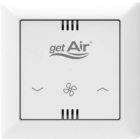 Mit der WiFi-Steuerung „SmartControl“ von getAir können die dezentralen Lüftungsgeräte per App und Sprachassistent zonenbasiert gesteuert, kontrolliert und automatisiert werden. Die Wandsteuerung dient dabei als Basis und verarbeitet Steuerungssignale.