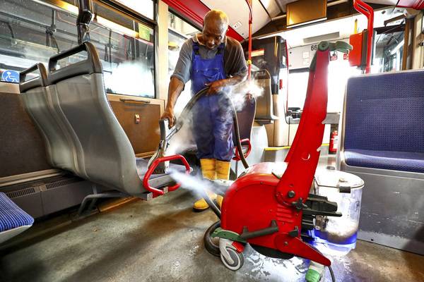 Die Dampfsaugsysteme schaffen einen hohen Reinigungsgrad und sorgen so ... Die Dampfsaugsysteme schaffen einen hohen Reinigungsgrad und sorgen so ...