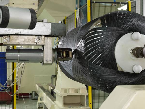 ... zur Herstellung von Wärmespeichern für die Gebäudetechnik im Filament-Winding-Verfahren am Standort der Roth Werke GmbH in Dautphetal.