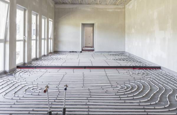 Für die Fußbodenheizung fiel die Wahl auf das Roth Original-Tacker-System. 