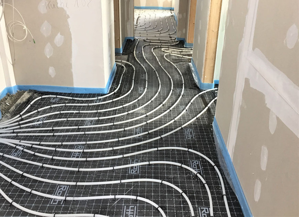 Für die Verteilung der Wärme fiel die Wahl auf das Roth-Original-Tacker-System.