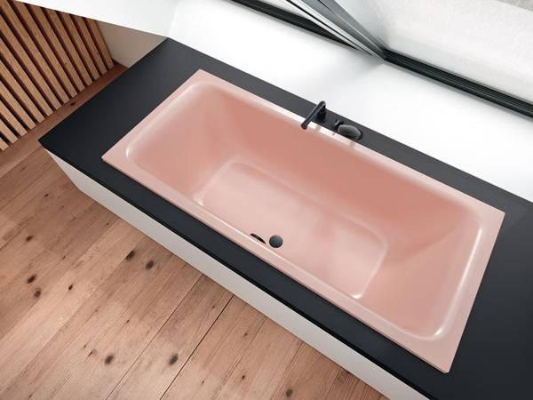 ... in zahlreichen Sanitärfarben und Effektfarben aus der umfangreichen Farbwelt von Bette gewählt werden.