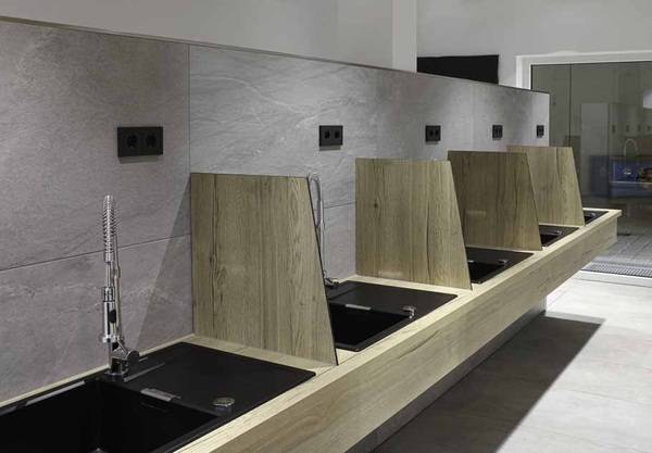 ... Sanitärtechnik von Tece eingesetzt.