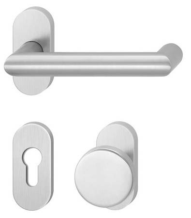 Erstmals bietet Assa Abloy ein umfangreiches Sortiment an Beschlägen für Vollblatt- und Rohrrahmentüren an. Das Design ist funktionell, die Ausführung langlebig. Erstmals bietet Assa Abloy ein umfangreiches Sortiment an Beschlägen für Vollblatt- und Rohrrahmentüren an. Das Design ist funktionell, die Ausführung langlebig.